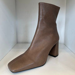 Angel Alarcon Drimia 25576 Sivaletti Donna Terra