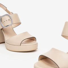 NeroGiardini Sandalo in Pelle Lino