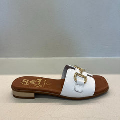 Oh My Sandals 5340 Ciabatta con Accessorio Bianca
