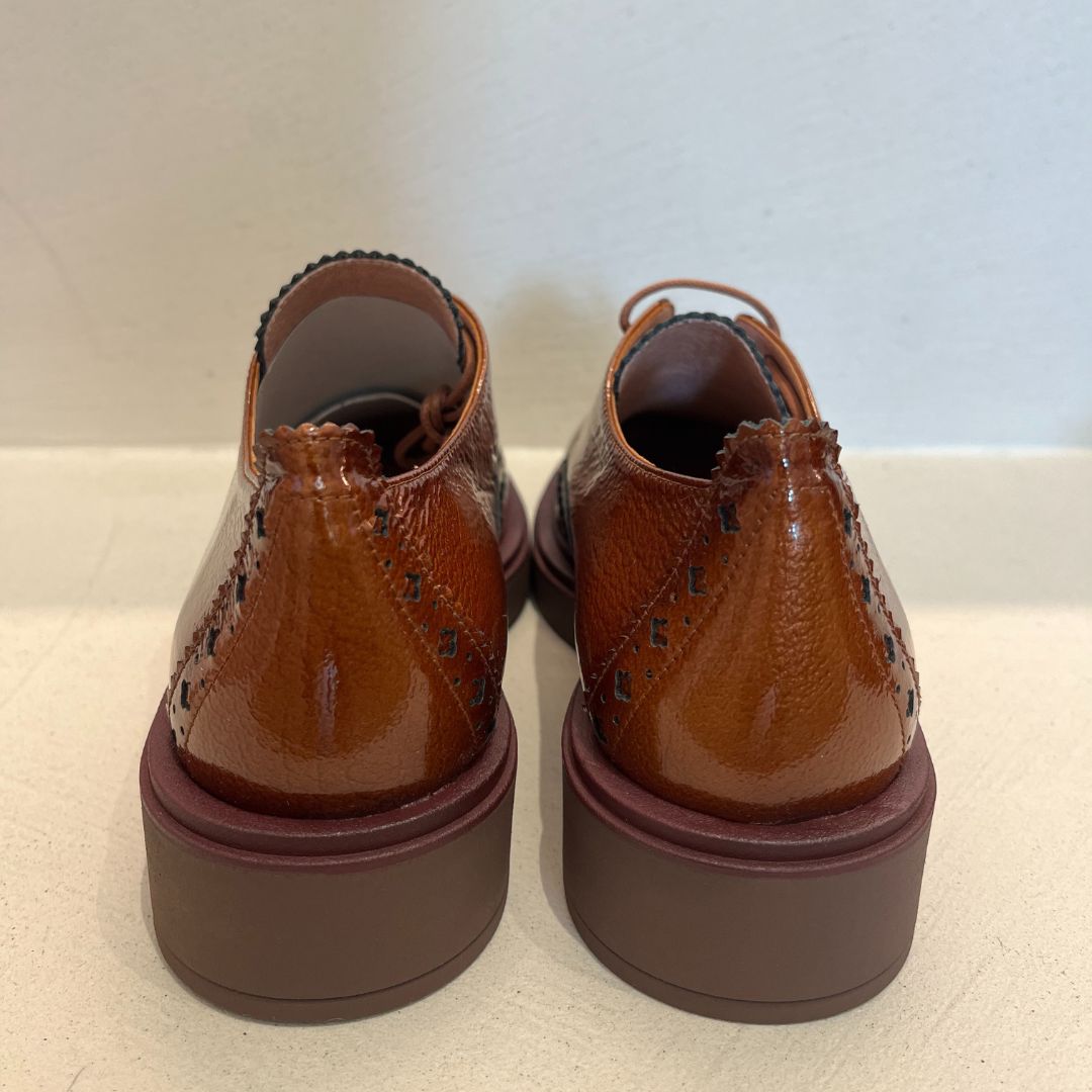 Hispanitas Scarpa Derby Brooklyn Cuero
