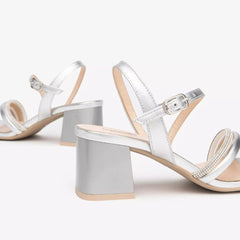 NeroGiardini Sandalo in Pelle Argento