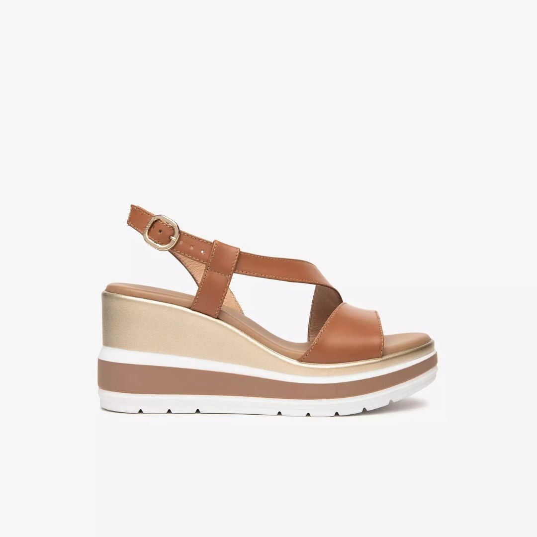 NeroGiardini Sandalo in Pelle Cognac