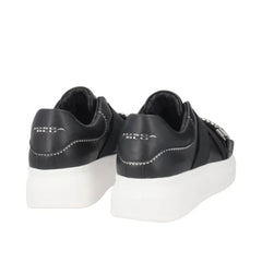 Tosca Blu Sneaker Juliette in Pelle Nera con Accessorio in Strass