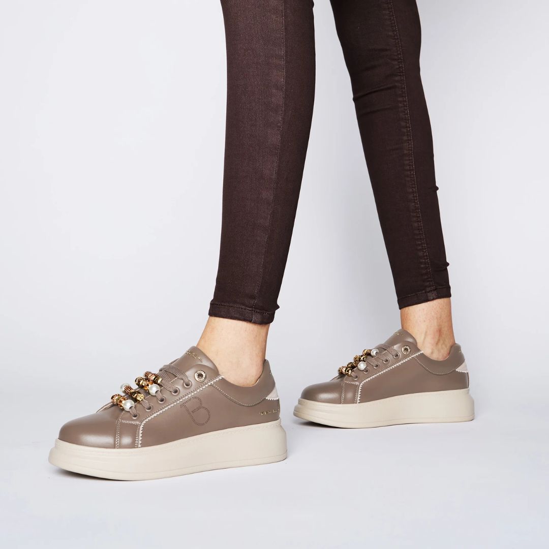 Tosca Blu Chic S001 Sneakers con Accessori Donna Fango